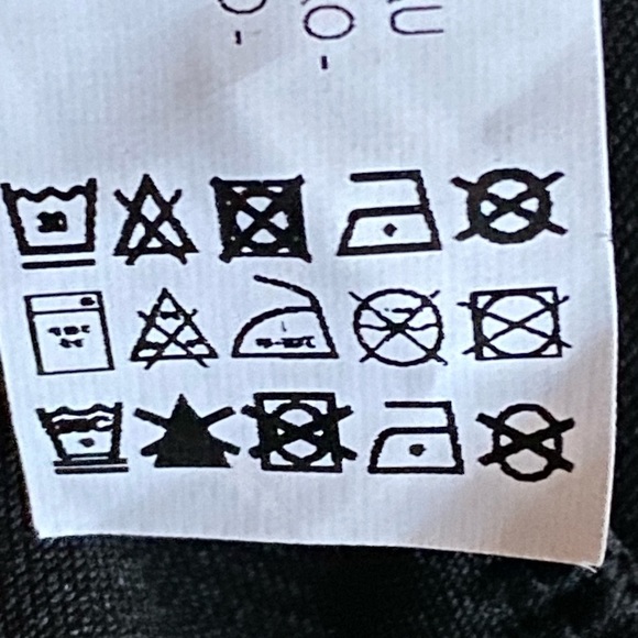 NWT Black Midi Dress with Green Buckle Strap. Size M. - Picture 9 of 9